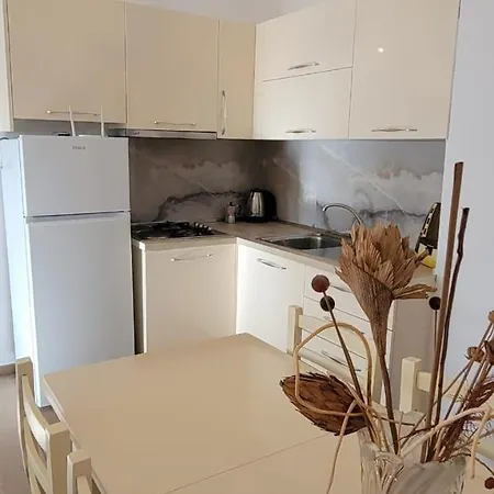 Atlantis Apartament's Apartment Sarande
